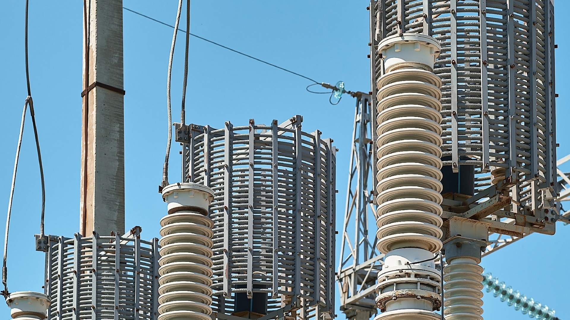 如何選擇最佳油漆來防腐變壓器油箱？